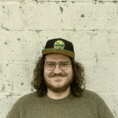 Headshot of Andrew Novoselac